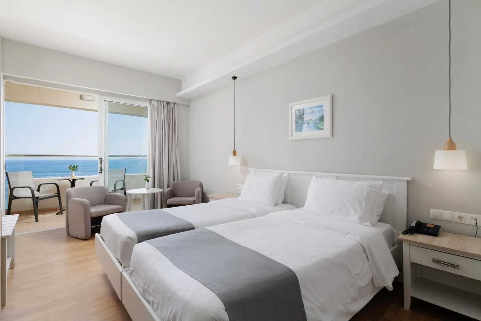 Soba sa krevetom i balkonom okrenutim moru · Hotel Elea Beach, Krf