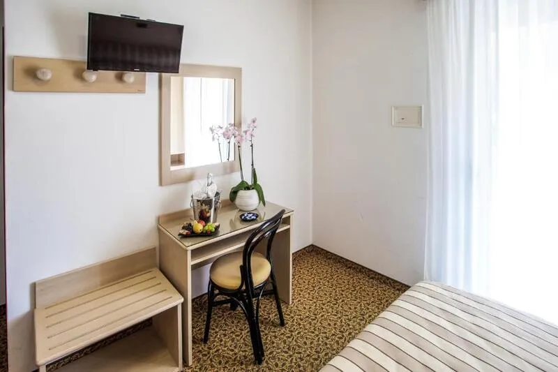 Christian Hotel - slika 5