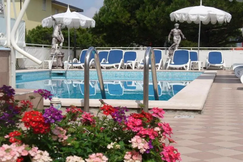 Hotel Trevi
