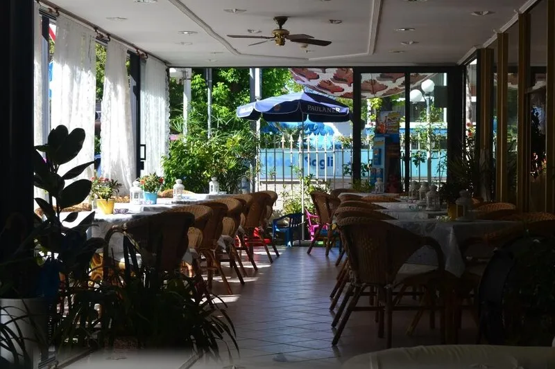 Alfredos Hotel - slika 5