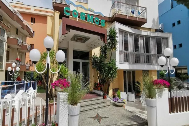 Cosmos Hotel - slika 2
