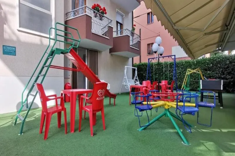 Cosmos Hotel - slika 5