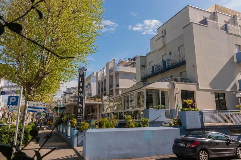 Diamond Hotel - slika 4