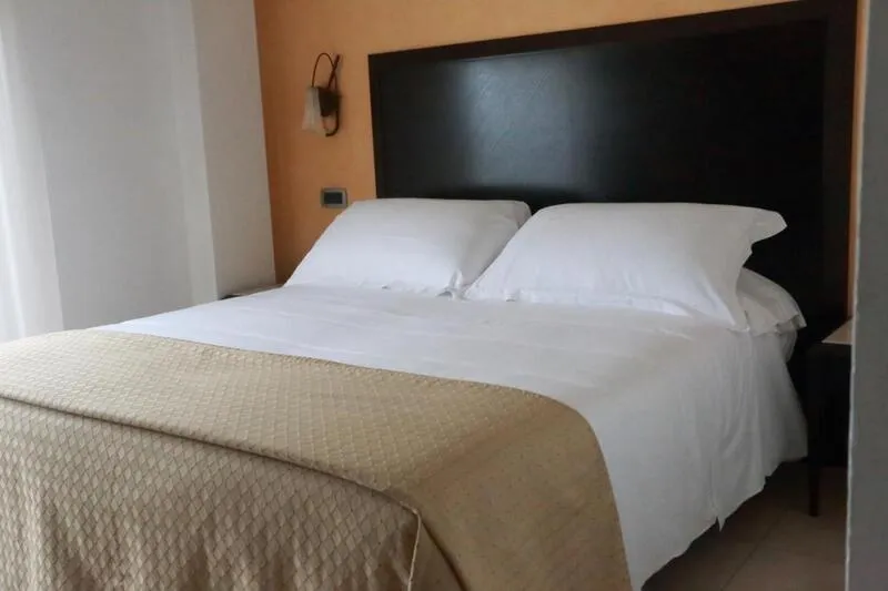 Du Soleil Hotel - slika 4