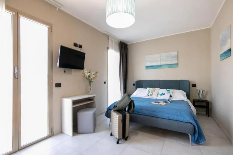 Noah Beach Hotel - slika 3