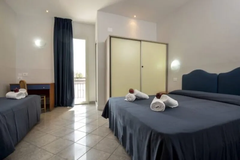 Scarlet Hotel - slika 5