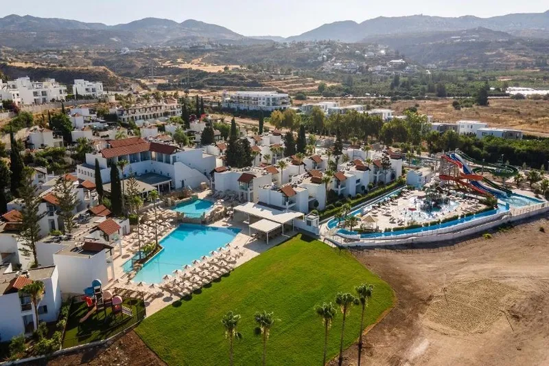 Hotel Kapetanios Aqua Resort