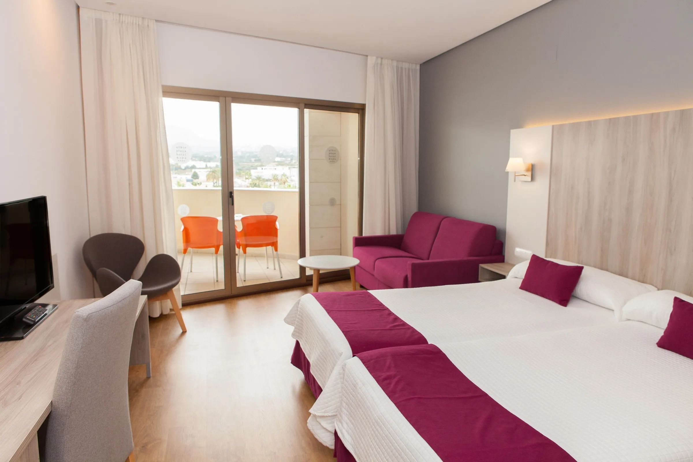Dvokrevetna soba sa izlazom na balkon · Albir Playa Hotel & Spa, El Albir