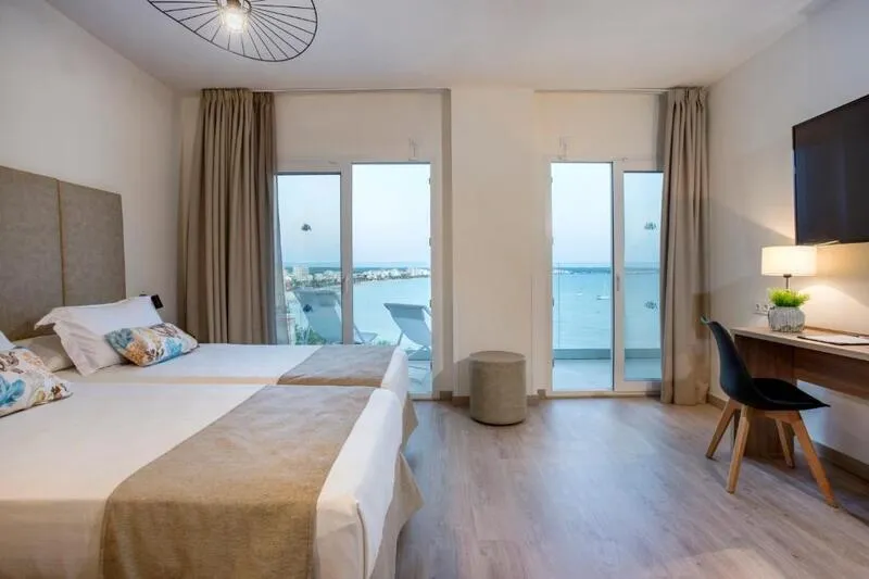 Las Arenas Hotel - slika 4