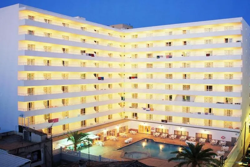 Hotel Reina Del Mar