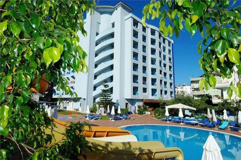 Hotel Grand Zaman Garden