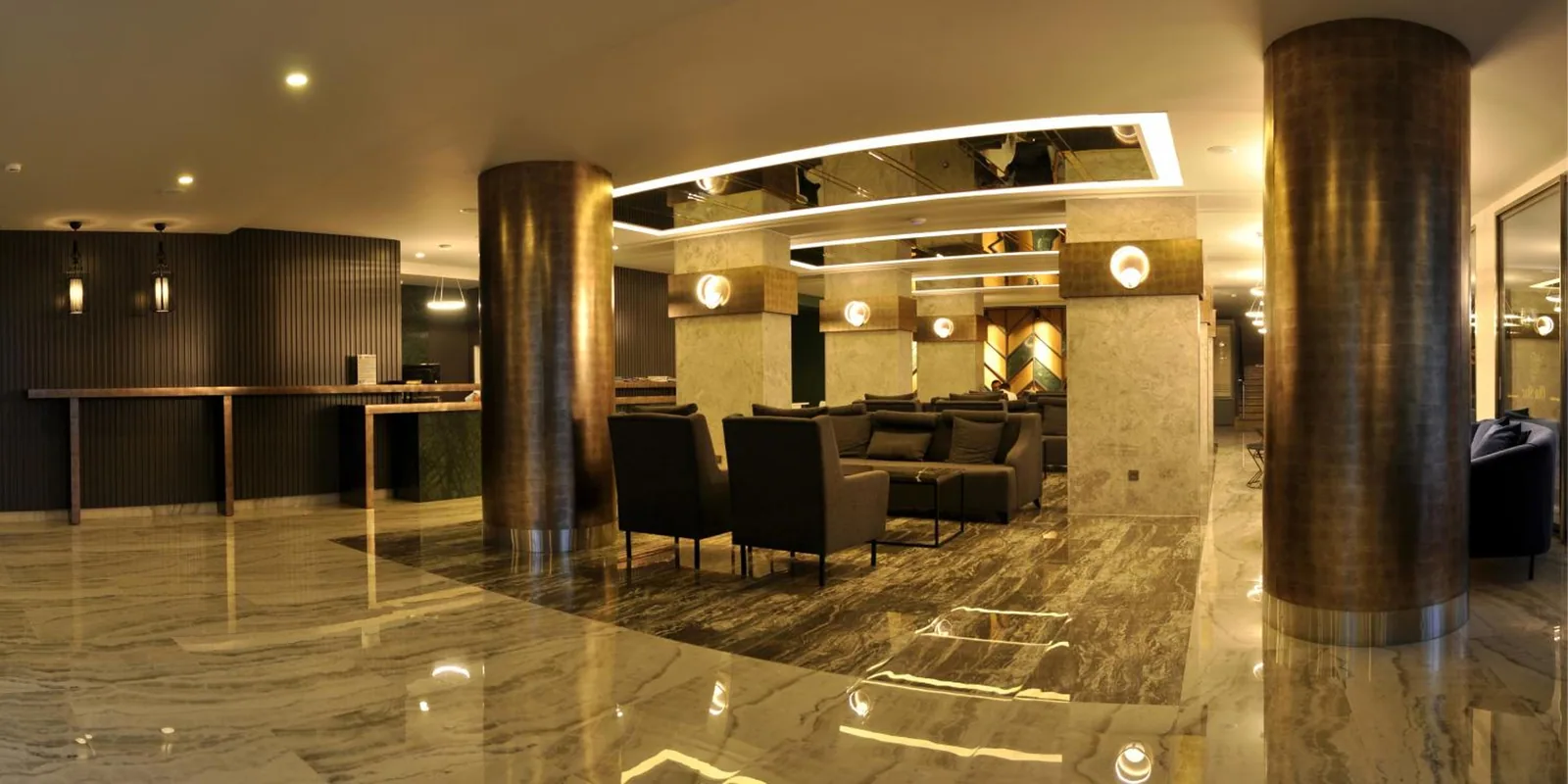 Lobi sa stubovima i foteljama · Oba Star Hotel, Alanja