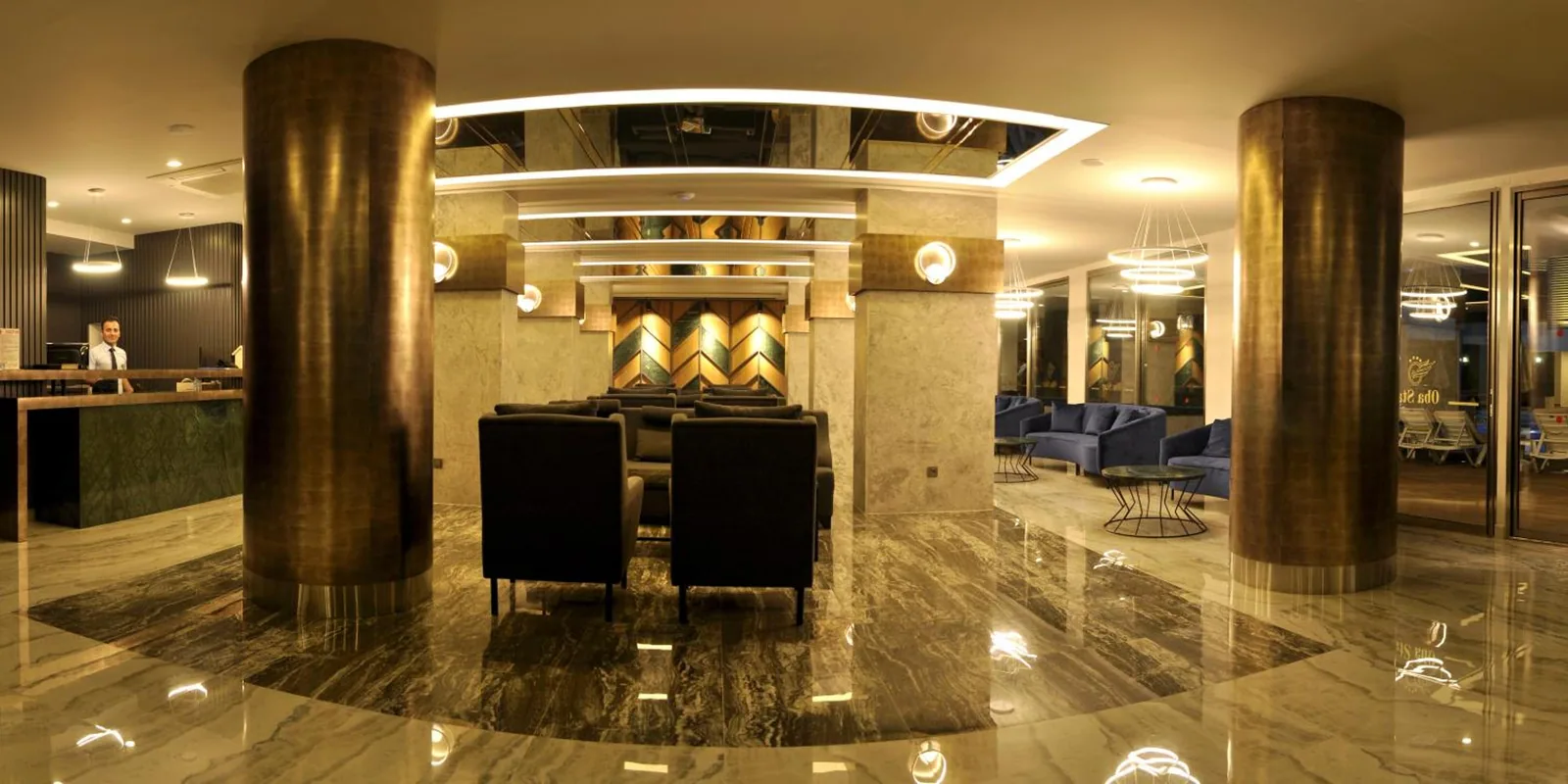 Lobi sa foteljama i sjajnim podom · Oba Star Hotel, Alanja