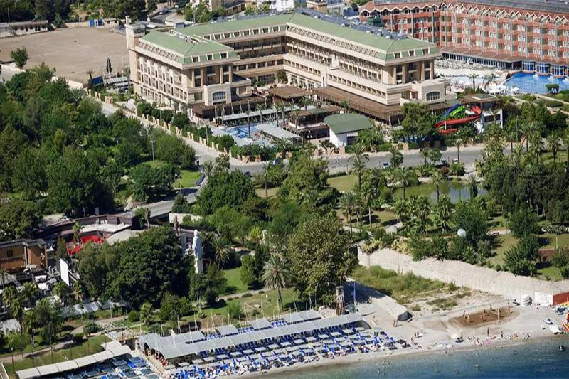Hotel Crystal De Luxe Luxe Resort & Spa