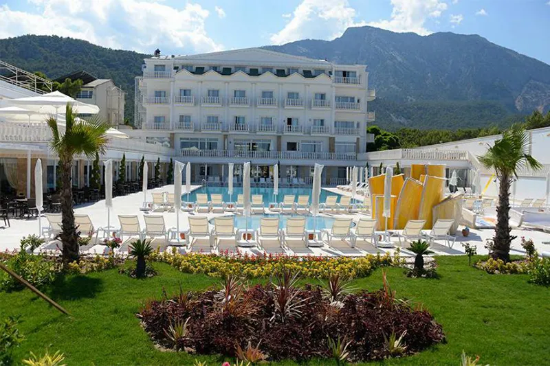 Hotel Maya World Imperial