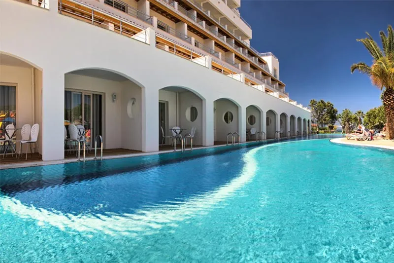 Batihan Beach Resort &amp; Spa Hotel - slika 3