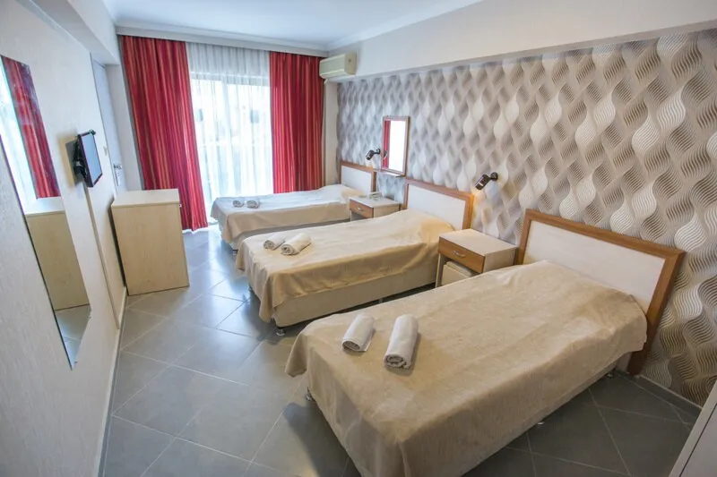 Saturn Hotel - slika 5